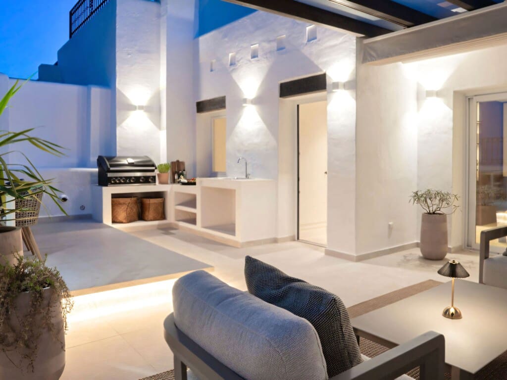 Ático de 3 habitaciones en Benahavís en venta con piscina garaje - 1.650.000 € (Ref: 9967256)