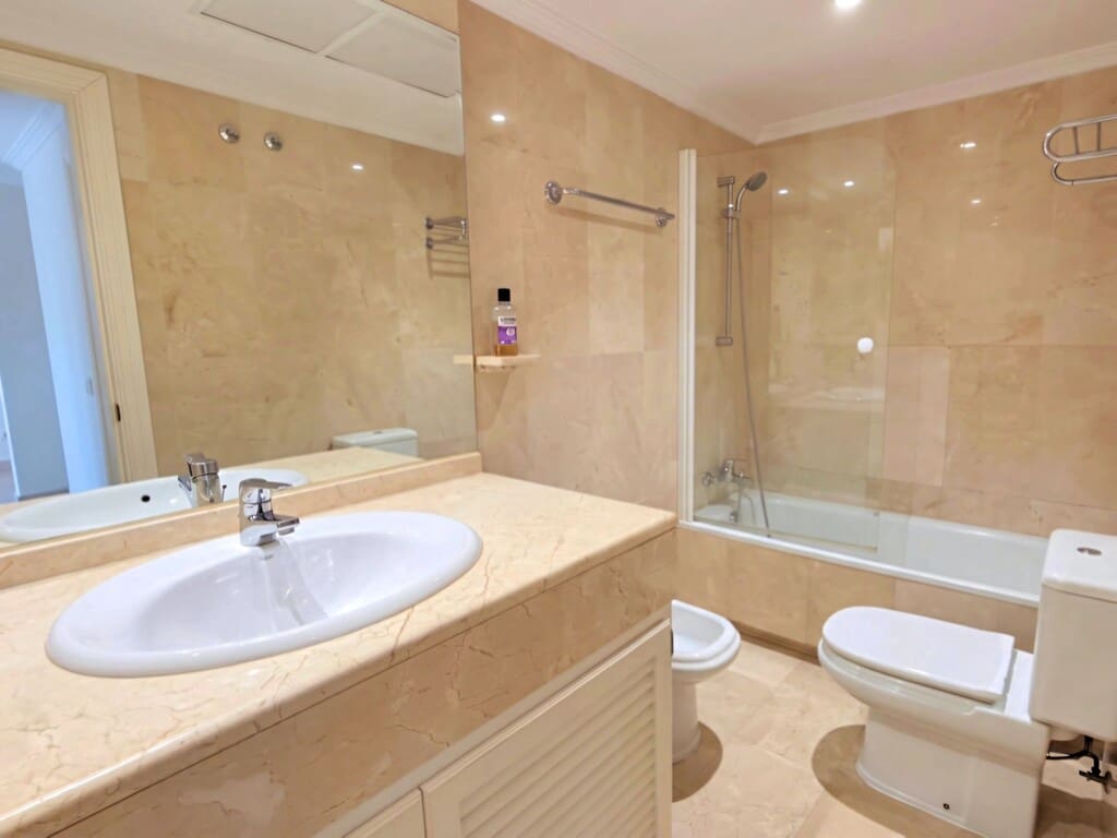 4 Zimmer Penthouse zu verkaufen in Golden Mile mit Pool Garage - 895.000 € (Ref: 9972912)