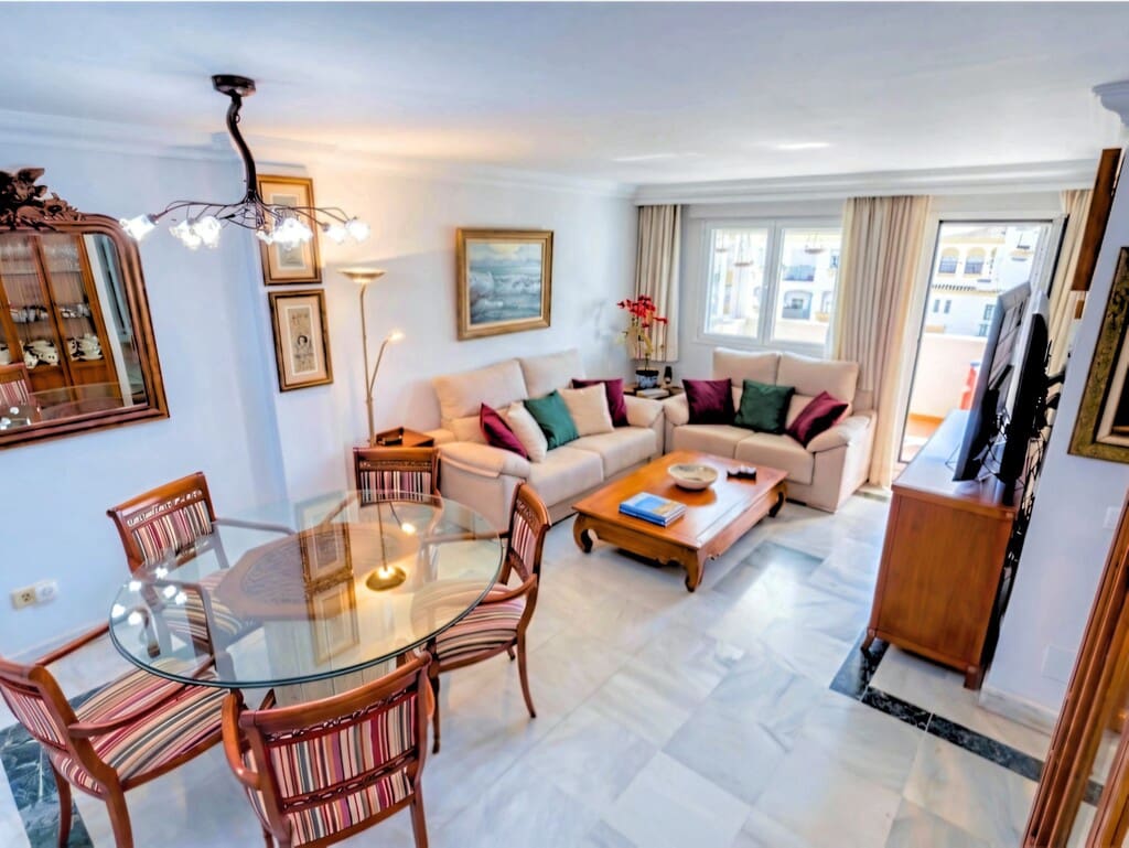 4 Zimmer Penthouse zu verkaufen in Golden Mile mit Pool Garage - 895.000 € (Ref: 9972912)
