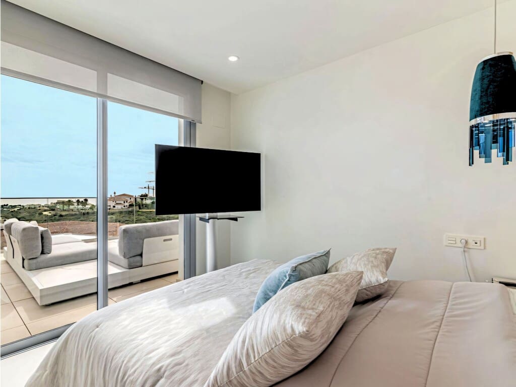 2 sypialnia Penthouse na sprzedaż w La Cala de Mijas z basenem garażem - 895 000 € (Ref: 9972913)