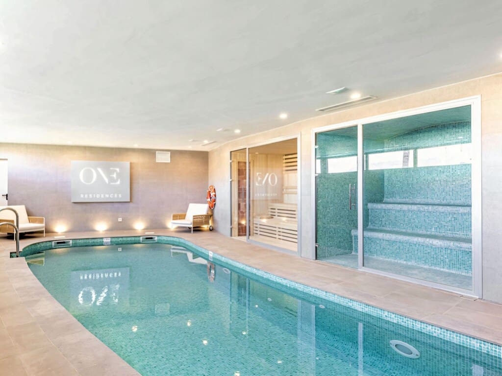 2 sypialnia Penthouse na sprzedaż w La Cala de Mijas z basenem garażem - 895 000 € (Ref: 9972913)