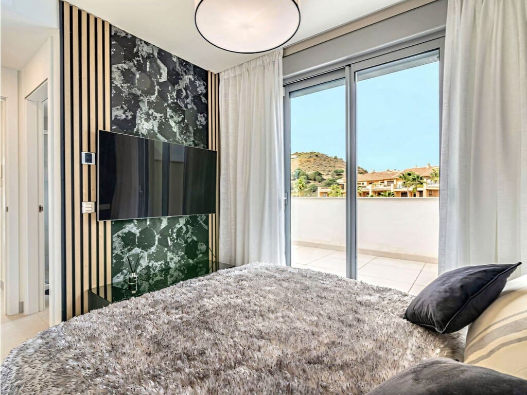 2 sypialnia Penthouse na sprzedaż w La Cala de Mijas z basenem garażem - 895 000 € (Ref: 9972913)