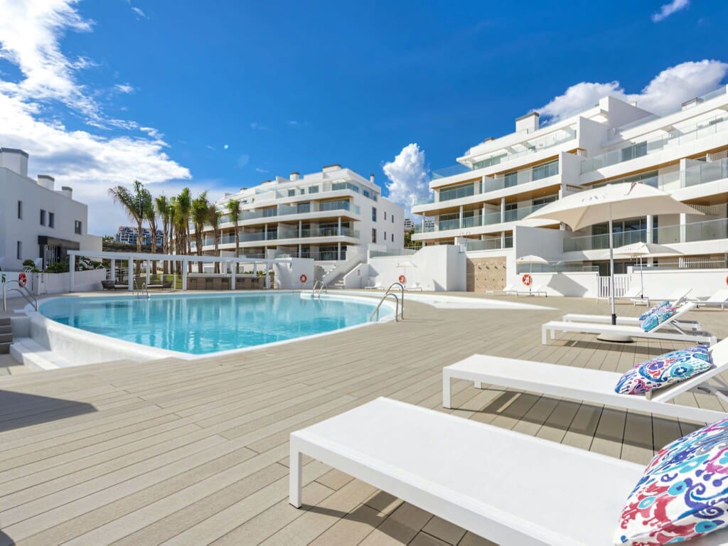 2 sypialnia Penthouse na sprzedaż w La Cala de Mijas z basenem garażem - 895 000 € (Ref: 9972913)