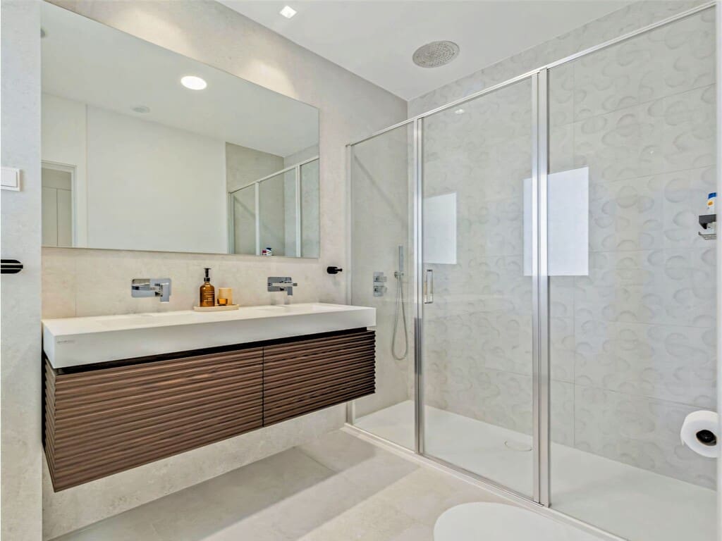 3 soverom Penthouse til salgs i Marbella med svømmebasseng garasje - € 1 495 000 (Ref: 9978410)