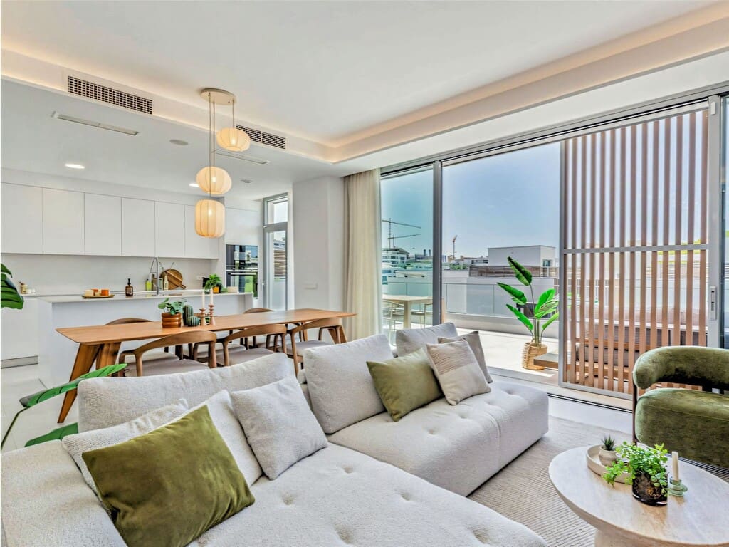 3 soverom Penthouse til salgs i Marbella med svømmebasseng garasje - € 1 495 000 (Ref: 9978410)