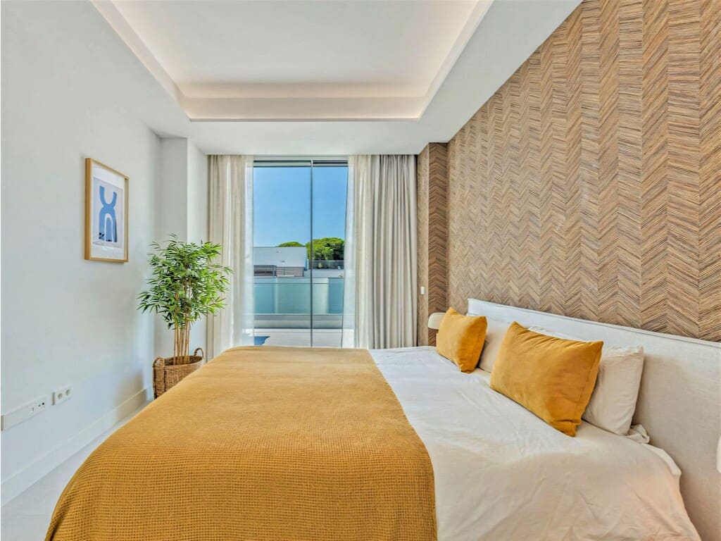 3 soverom Penthouse til salgs i Marbella med svømmebasseng garasje - € 1 495 000 (Ref: 9978410)