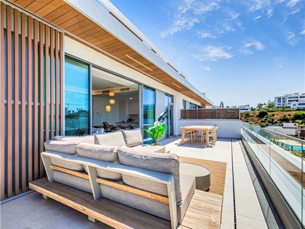 3 soverom Penthouse til salgs i Marbella med svømmebasseng garasje - € 1 495 000 (Ref: 9978410)