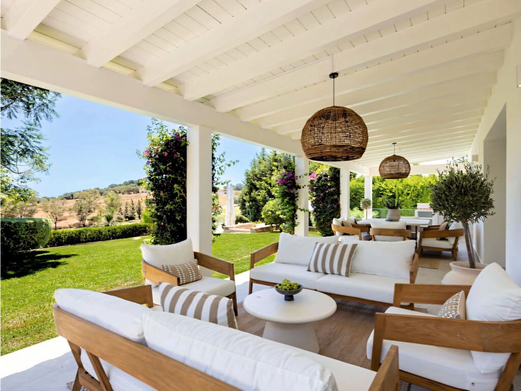 4 soveværelse Villa til salg i Benahavis med swimmingpool garage - € 2.095.000 (Ref: 9978411)