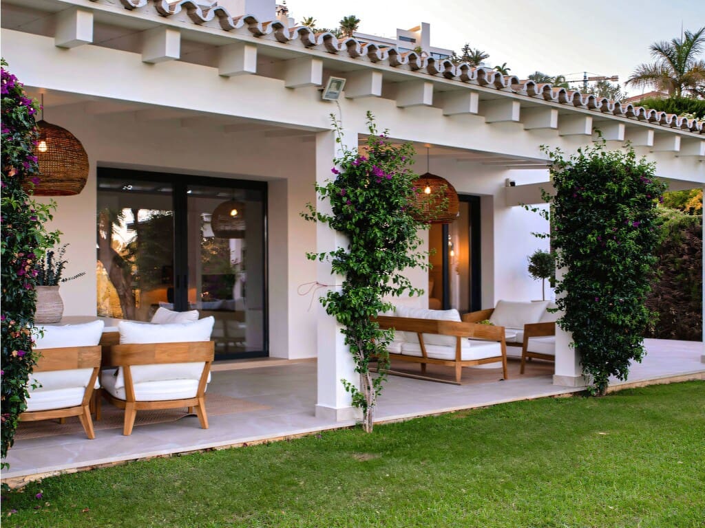 4 soveværelse Villa til salg i Benahavis med swimmingpool garage - € 2.095.000 (Ref: 9978411)