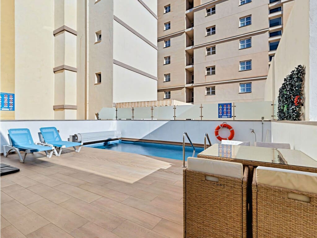 2 soverom Leilighet til salgs i Fuengirola med svømmebasseng - € 479 000 (Ref: 9978412)