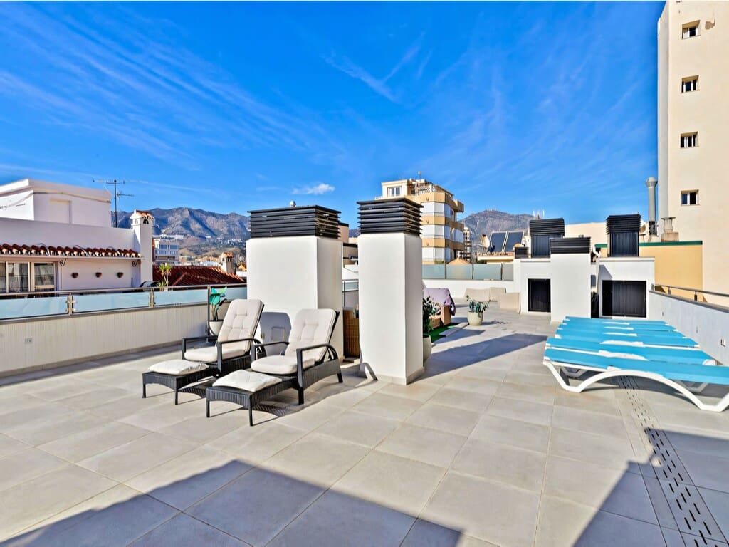 2 soverom Leilighet til salgs i Fuengirola med svømmebasseng - € 479 000 (Ref: 9978412)