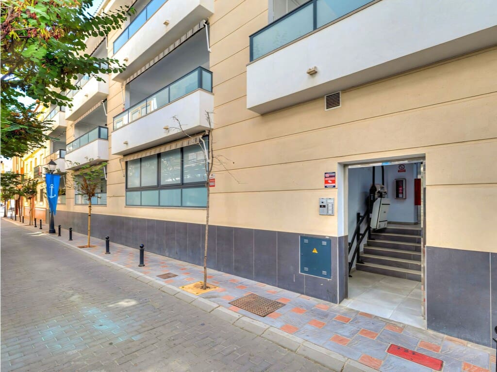 2 soverom Leilighet til salgs i Fuengirola med svømmebasseng - € 479 000 (Ref: 9978412)