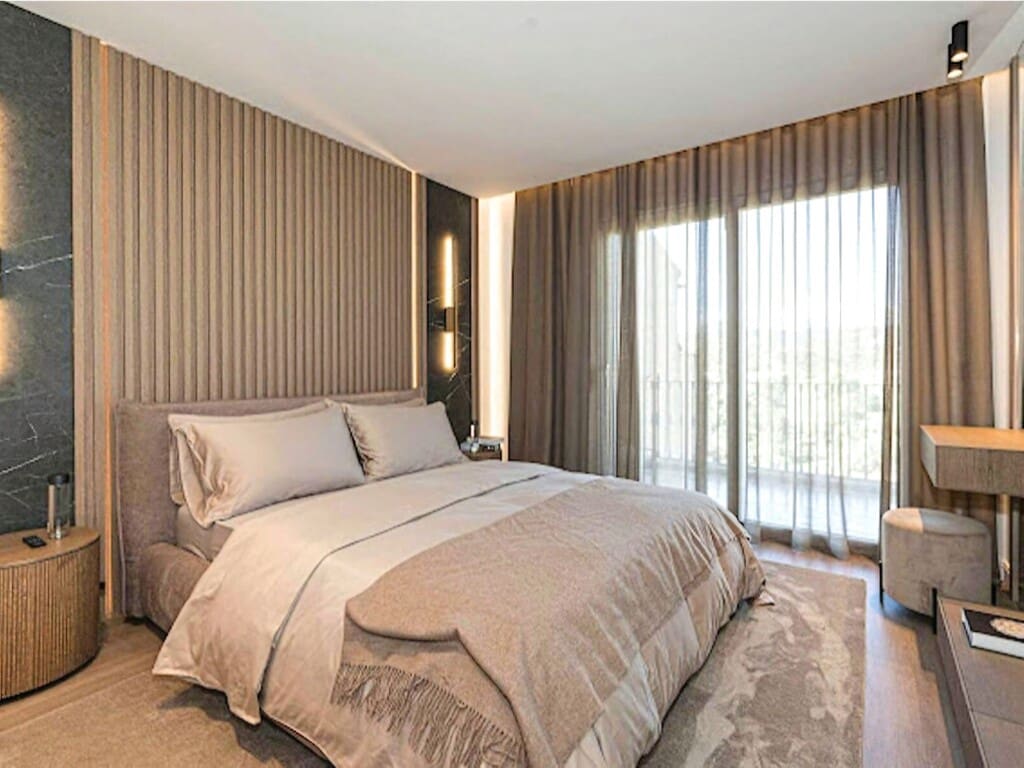 3 sypialnia Dom na sprzedaż w Monte Halcones z basenem garażem - 1 395 000 € (Ref: 9980211)