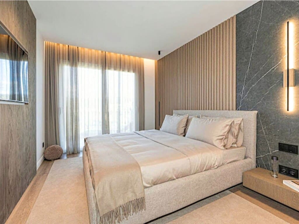 3 sypialnia Dom na sprzedaż w Monte Halcones z basenem garażem - 1 395 000 € (Ref: 9980211)