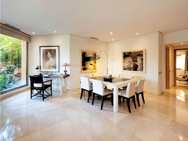 2 soveværelse Lejlighed til salg i Golden Mile, Marbella med swimmingpool garage - € 1.395.000 (Ref: 9981842)