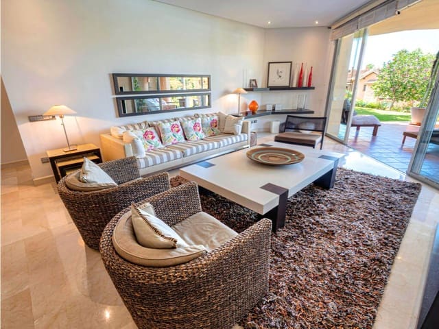 2 soveværelse Lejlighed til salg i Golden Mile, Marbella med swimmingpool garage - € 1.395.000 (Ref: 9981842)