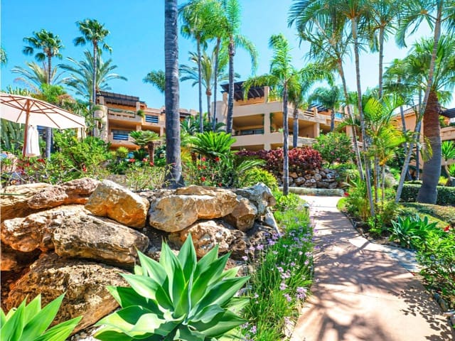 2 soveværelse Lejlighed til salg i Golden Mile, Marbella med swimmingpool garage - € 1.395.000 (Ref: 9981842)