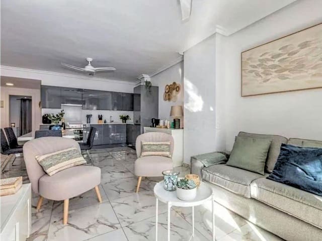 3 soverom Leilighet til salgs i Nueva Andalucia, Marbella med svømmebasseng garasje - € 549 000 (Ref: 9981843)