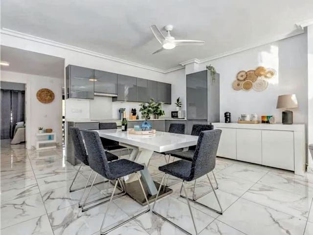 3 soverom Leilighet til salgs i Nueva Andalucia, Marbella med svømmebasseng garasje - € 549 000 (Ref: 9981843)