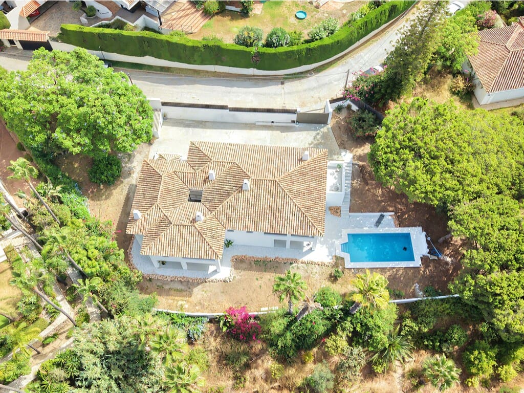 4 soverom Villa til salgs i Elviria med svømmebasseng garasje - € 2 450 000 (Ref: 9981845)