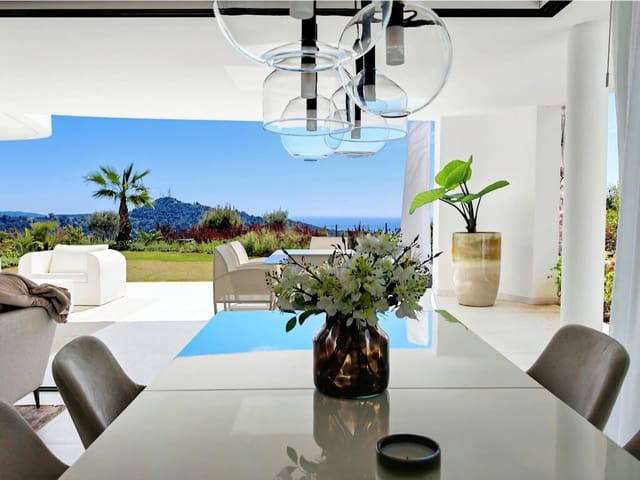 Apartamento de 3 habitaciones en Ojen en venta con piscina - 1.345.000 € (Ref: 9984475)