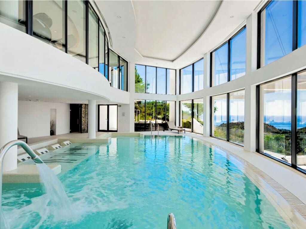 3 sovrum Lägenhet till salu i Ojen med pool - 1 345 000 € (Ref: 9984475)