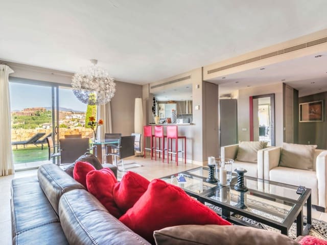 2 soverom Leilighet til salgs i Los Flamingos, Benahavís med svømmebasseng garasje - € 675 000 (Ref: 9984476)