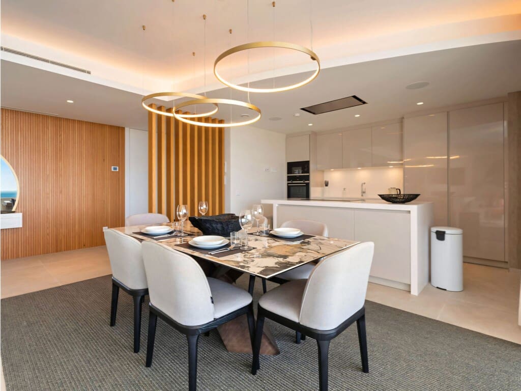 3 soverom Leilighet til salgs i La Quinta med svømmebasseng garasje - € 1 595 000 (Ref: 9986459)