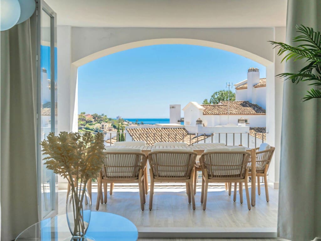 3 soverom Leilighet til salgs i La Quinta med svømmebasseng garasje - € 765 000 (Ref: 9990289)