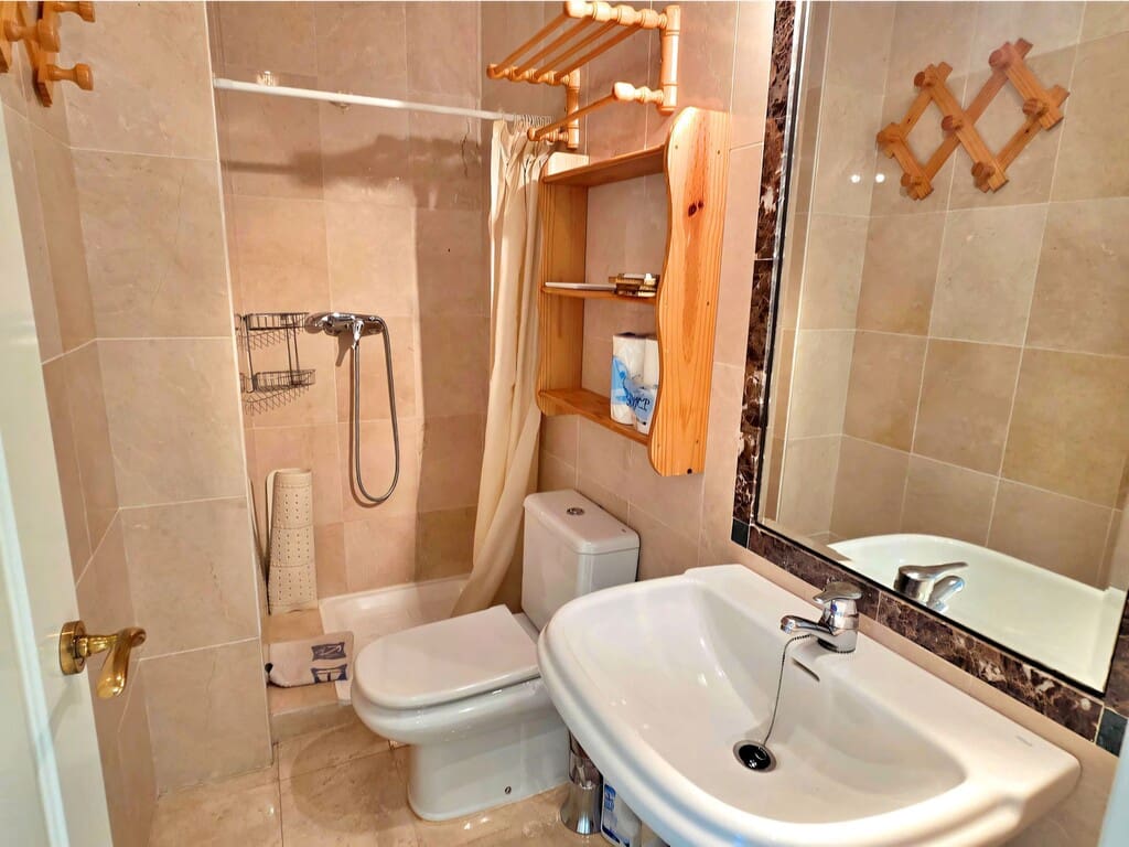 2 Zimmer Apartment zu verkaufen in Costalita mit Pool Garage - 480.000 € (Ref: 9990290)