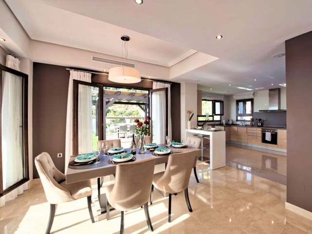 5 sovrum Villa till salu i Benahavís med pool garage - 2 295 000 € (Ref: 9990291)