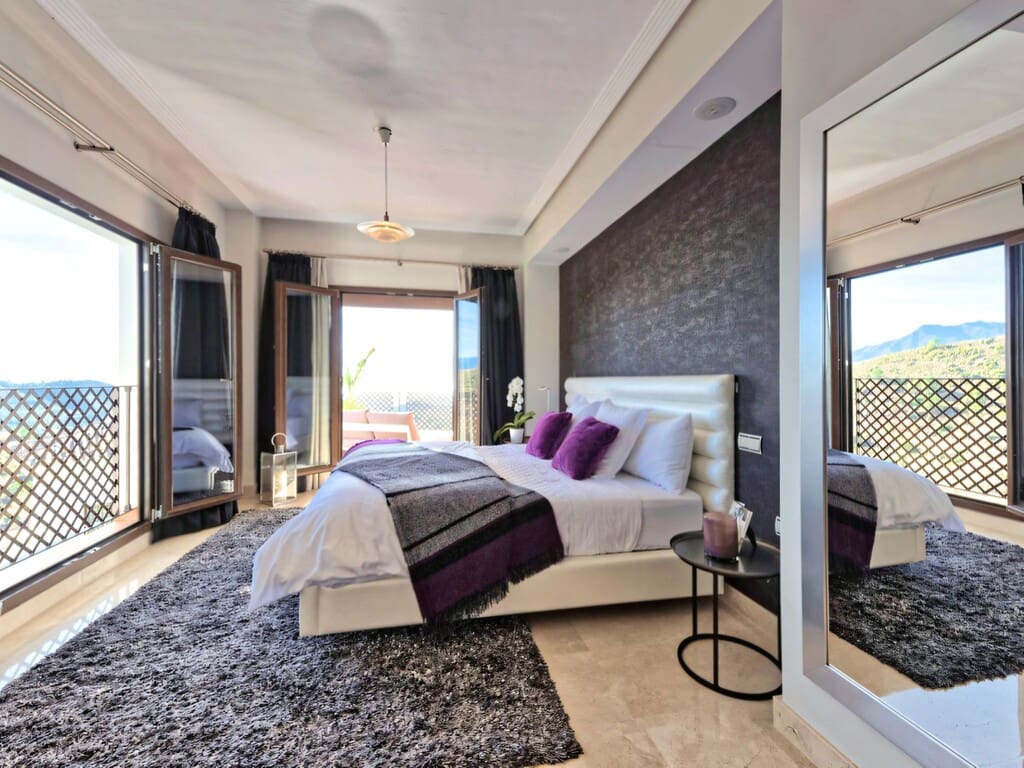 5 sovrum Villa till salu i Benahavis med pool garage - 2 295 000 € (Ref: 9990291)