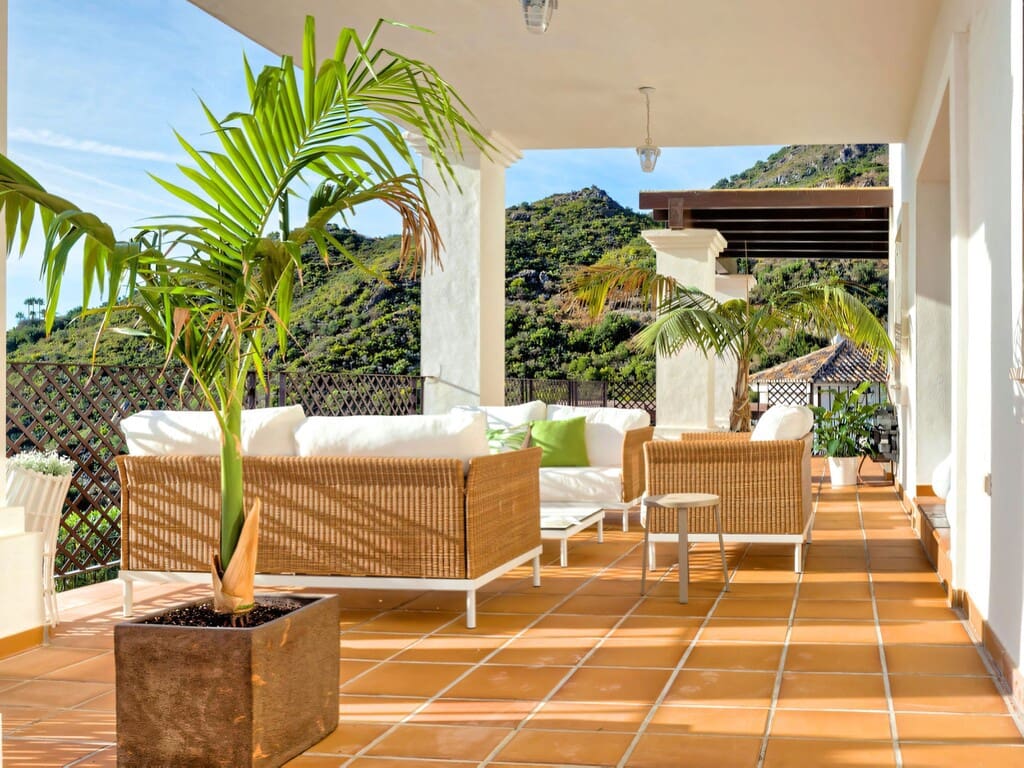 5 sovrum Villa till salu i Benahavis med pool garage - 2 295 000 € (Ref: 9990291)
