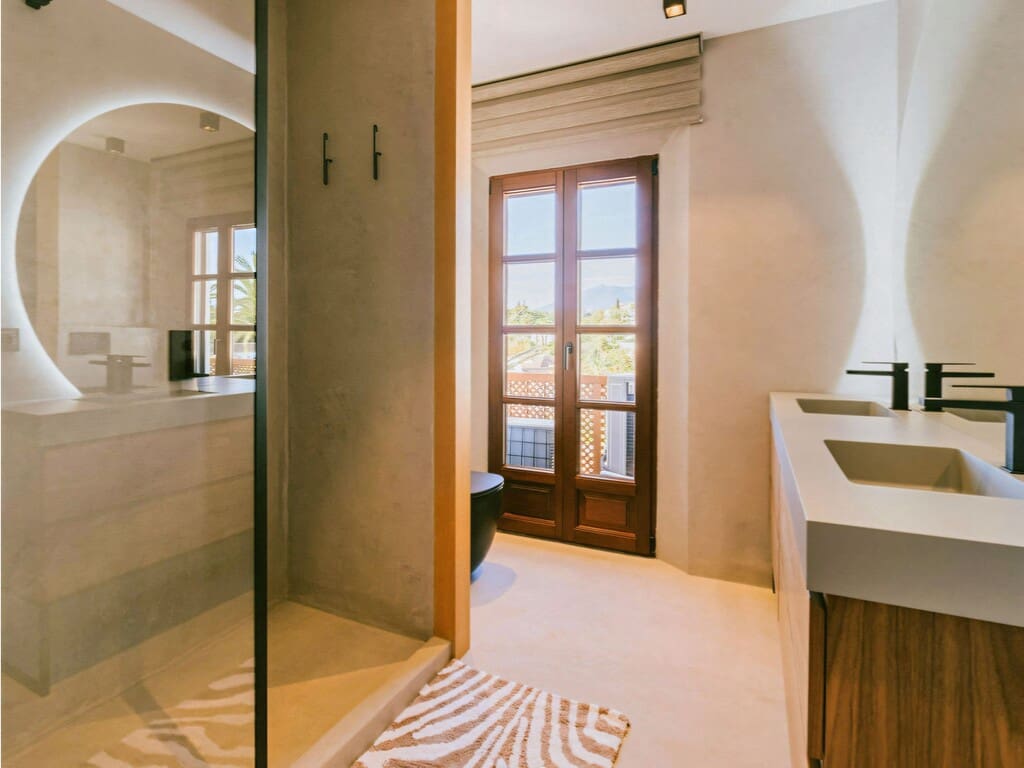 3 quarto Casa em Banda para venda em Golden Mile com piscina - 1 195 000 € (Ref: 9993870)