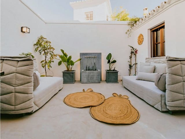 3 soverom Hus til salgs i Golden Mile, Marbella med svømmebasseng - € 1 195 000 (Ref: 9993870)