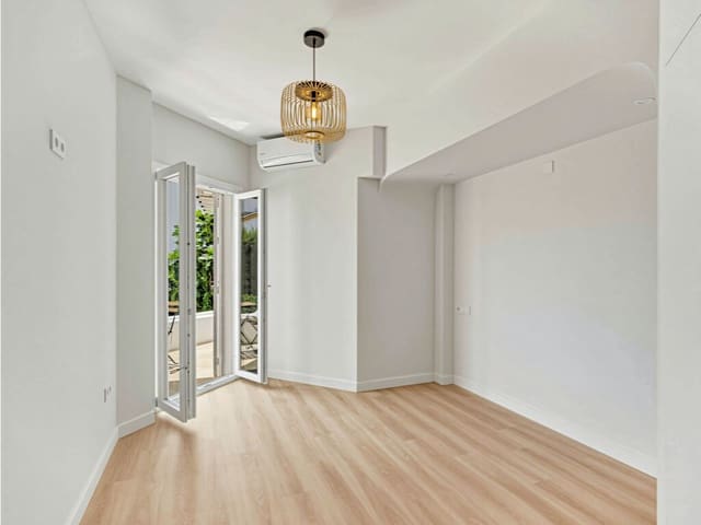 Apartamento de 3 habitaciones en Mijas Golf, Mijas en venta con piscina - 435.000 € (Ref: 9995555)