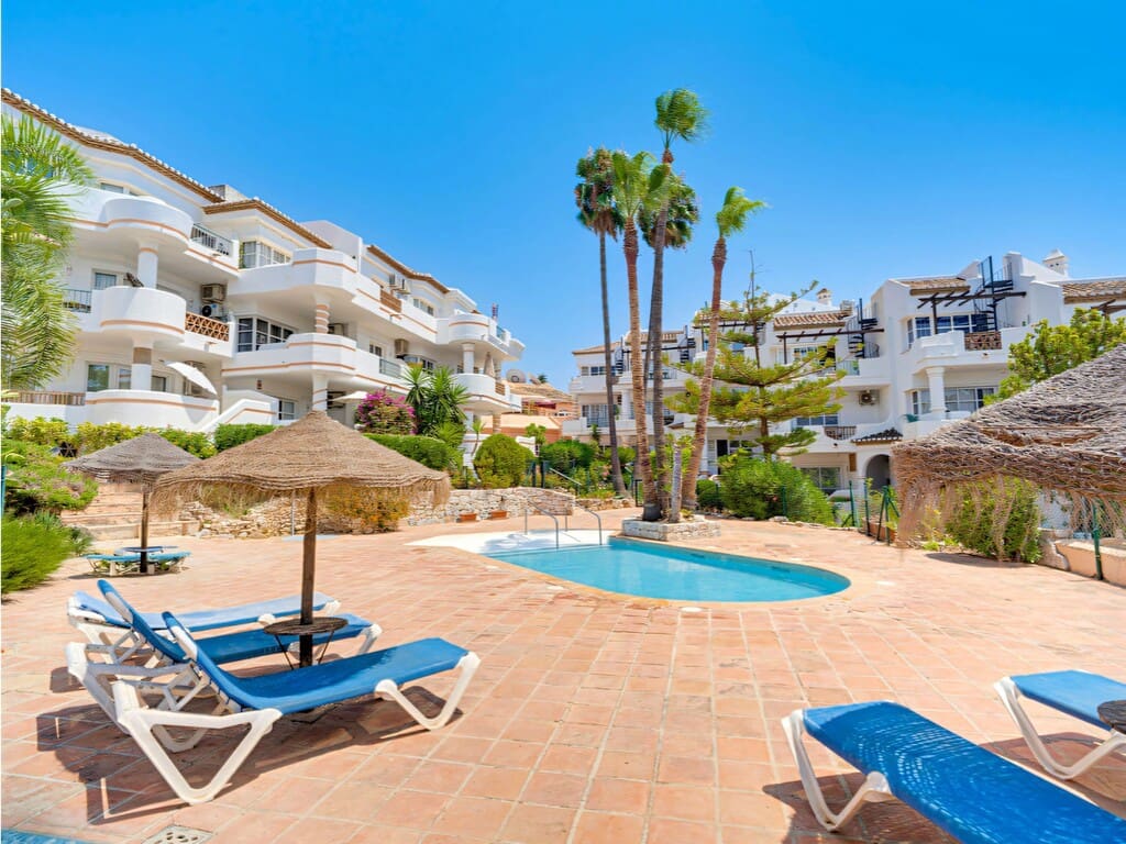 Apartamento de 3 habitaciones en Mijas Golf en venta con piscina - 435.000 € (Ref: 9995555)