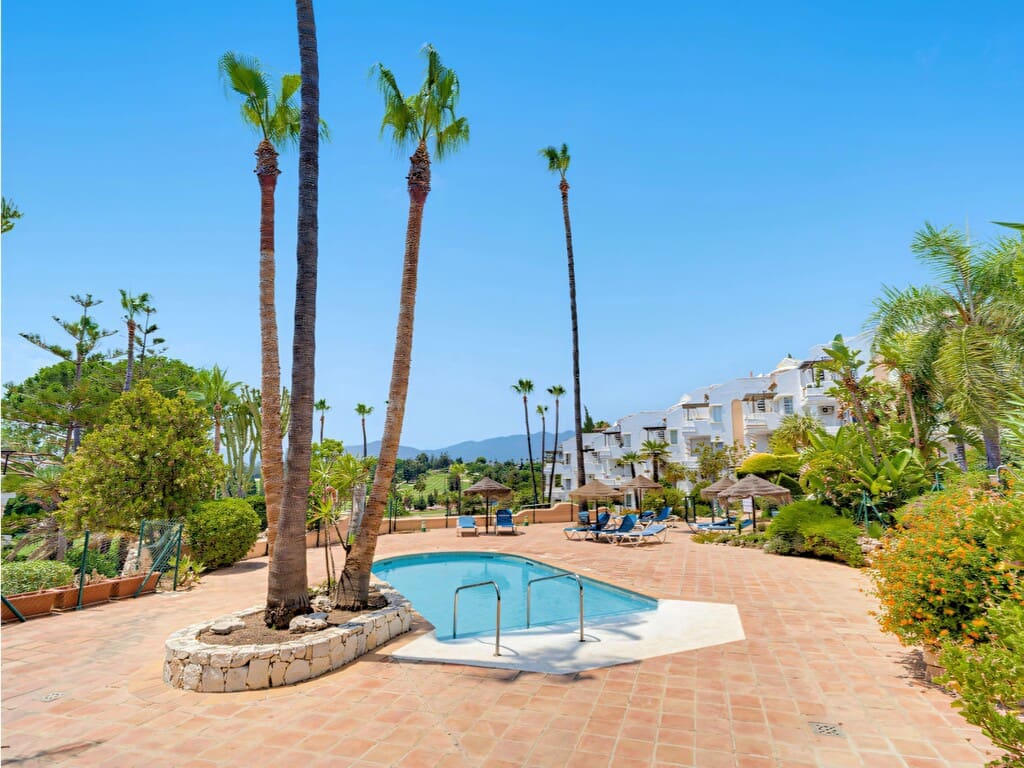 Apartamento de 3 habitaciones en Mijas Golf en venta con piscina - 435.000 € (Ref: 9995555)
