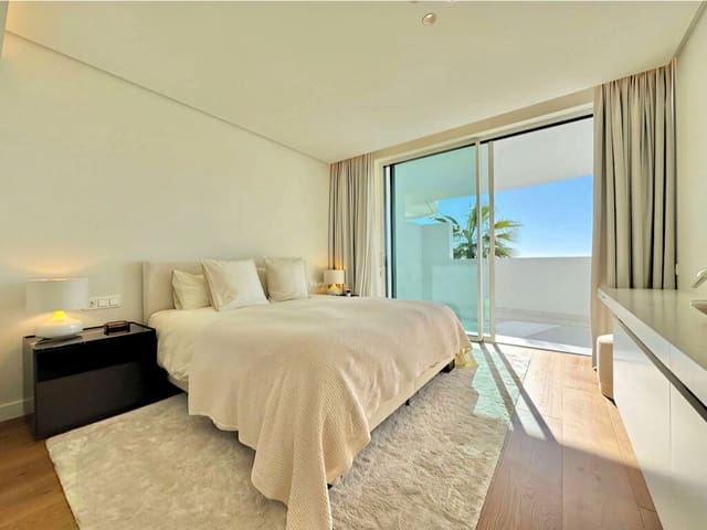3 slaapkamer Appartement te koop in Ojen met zwembad garage - € 1.385.000 (Ref: 9998140)