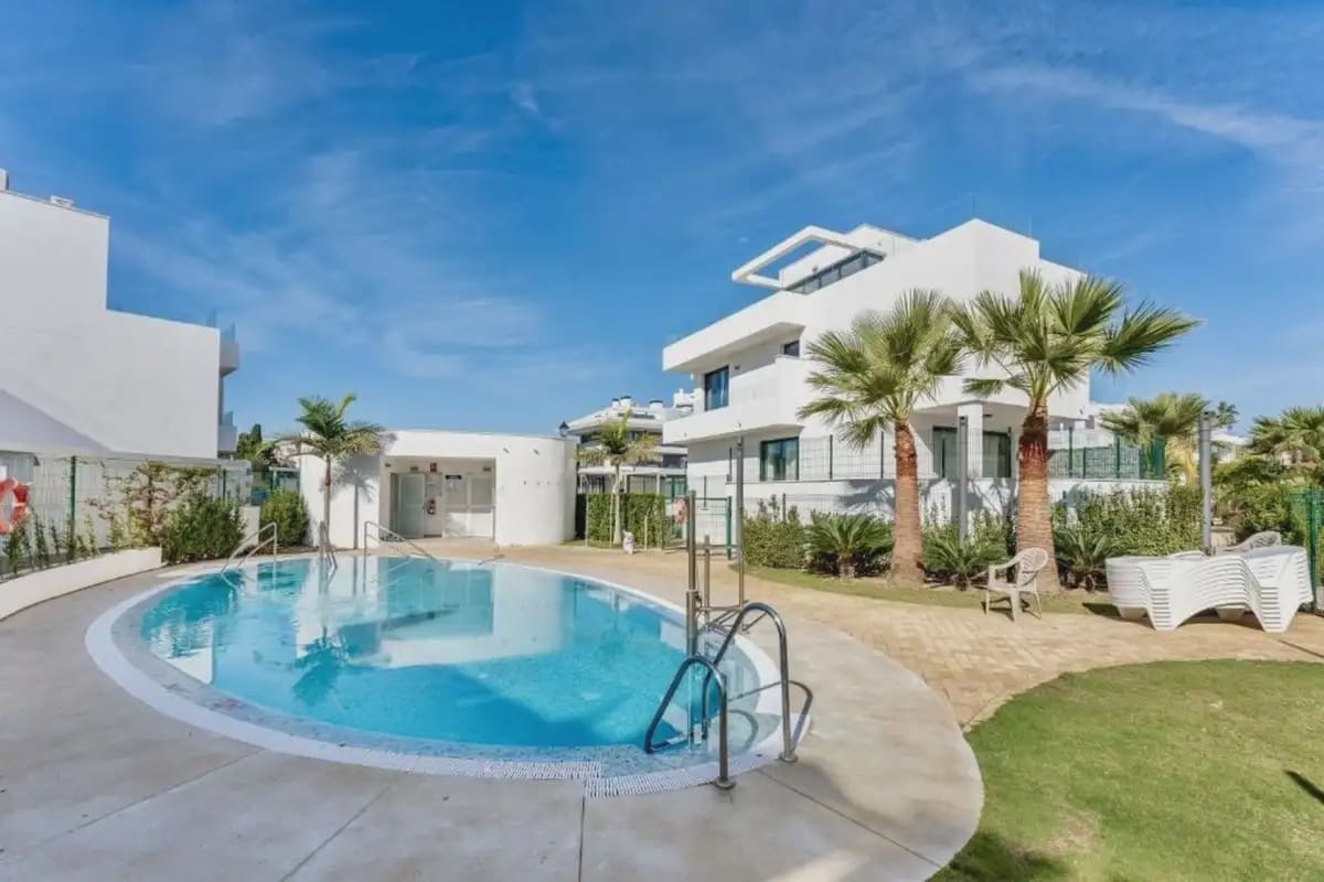3 slaapkamer Huis te koop in Fuengirola met zwembad garage - € 875.000 (Ref: 10009616)