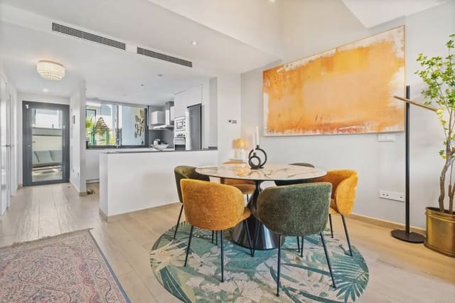 3 slaapkamer Huis te koop in Centro ciudad, Fuengirola met zwembad garage - € 875.000 (Ref: 10009616)