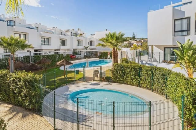 3 slaapkamer Huis te koop in Centro ciudad, Fuengirola met zwembad garage - € 875.000 (Ref: 10009616)