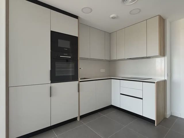 Apartamento Playa de 2 habitaciones en Centro, Mijas en venta con piscina garaje - 439.000 € (Ref: 10019892)