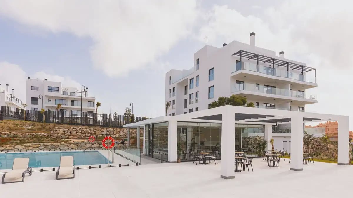 Apartamento Playa de 2 habitaciones en Mijas en venta con piscina garaje - 439.000 € (Ref: 10019892)