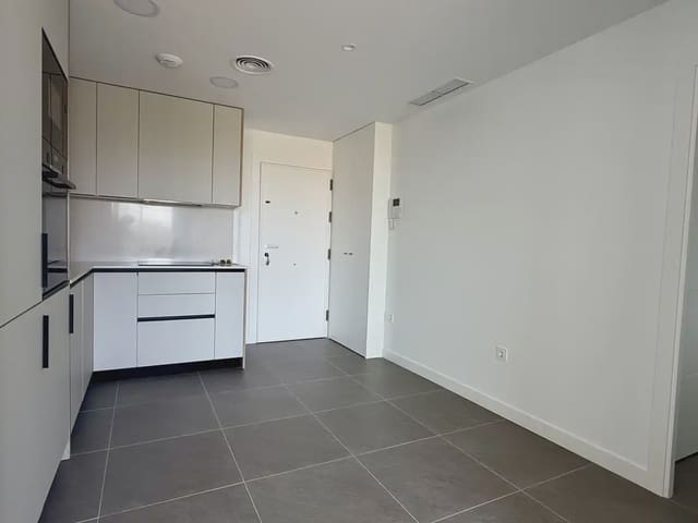 Apartamento Playa de 2 habitaciones en Centro, Mijas en venta con piscina garaje - 439.000 € (Ref: 10019892)