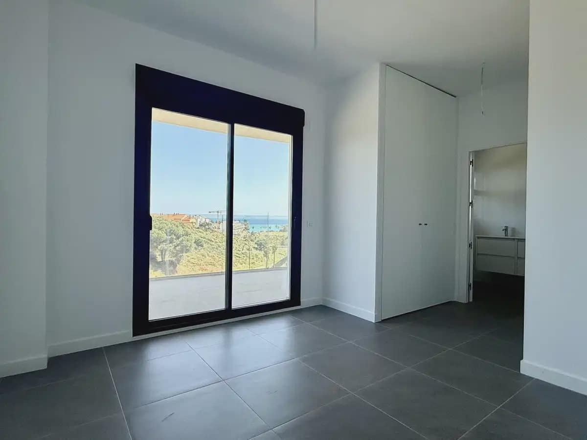 Apartamento Playa de 2 habitaciones en Mijas en venta con piscina garaje - 439.000 € (Ref: 10019892)