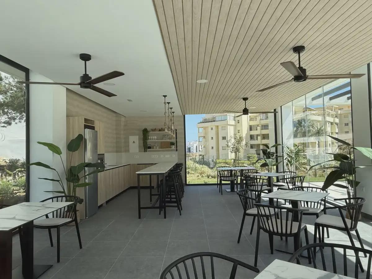 Apartamento Playa de 2 habitaciones en Mijas en venta con piscina garaje - 439.000 € (Ref: 10019892)