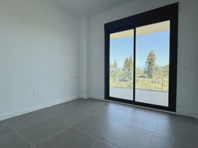 Apartamento Playa de 2 habitaciones en Centro, Mijas en venta con piscina garaje - 439.000 € (Ref: 10019892)