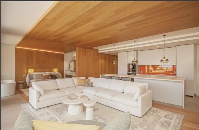 3 bedroom Apartment for sale in Centro ciudad, Fuengirola with pool garage - € 975,000 (Ref: 10019893)