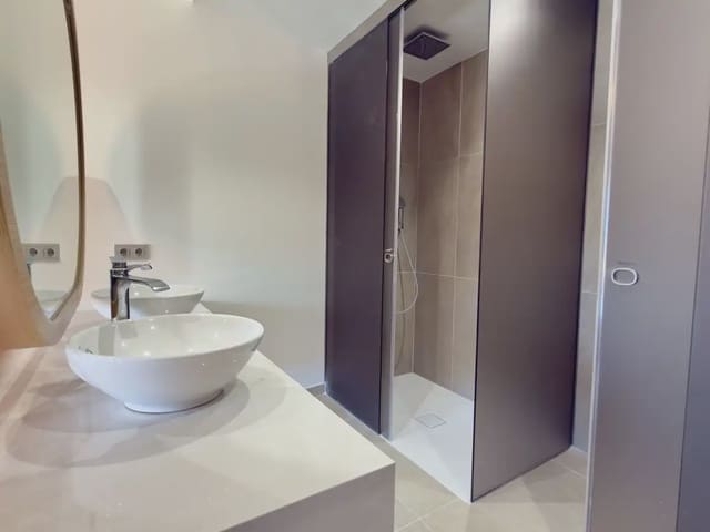 3 bedroom Apartment for sale in Centro ciudad, Fuengirola with pool garage - € 975,000 (Ref: 10019893)